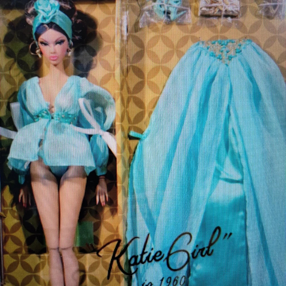 Doll - Picture 5 of 5